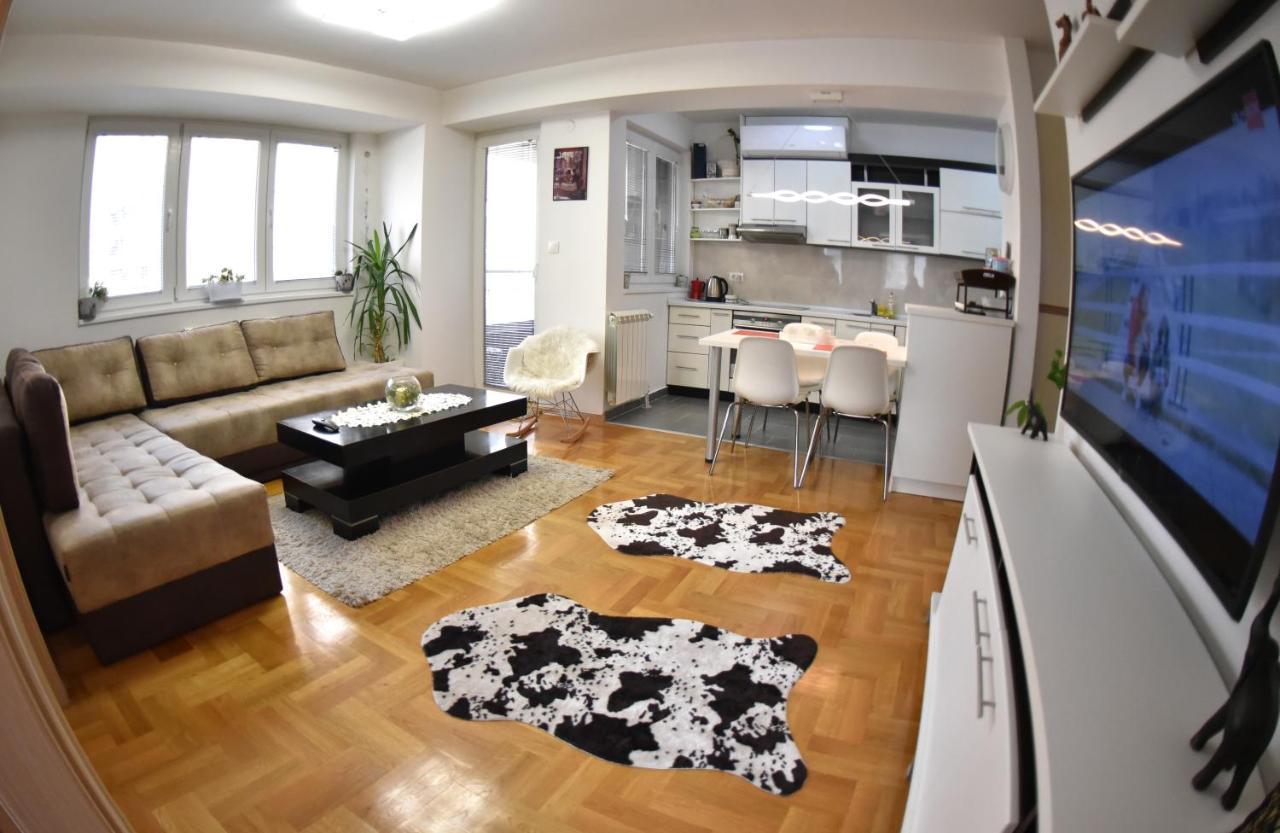 Апартаменты Modern & Cozy Скопье Экстерьер фото